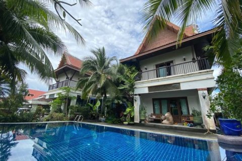 Villa in Phuket, Thailand 4 Schlafzimmer № 160149