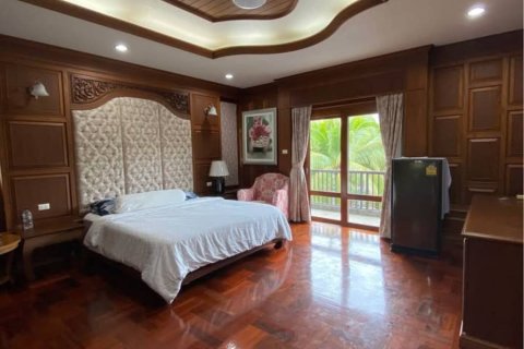 Villa in Phuket, Thailand 4 Schlafzimmer № 160149 - Foto 10