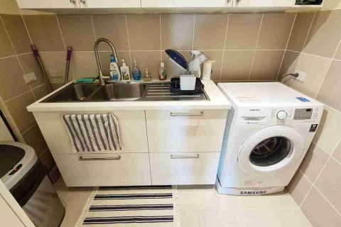 Condominio de 2 dormitorios en Bangkok, Tailandia № 184089 - foto 14