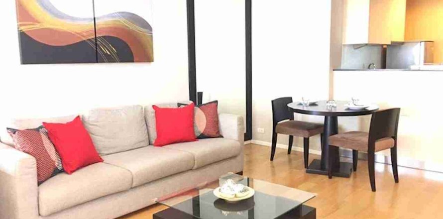 Condominio de 1 dormitorio en Thonburi, Bangkok, Tailandia № 184086
