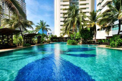 Condominio de 1 dormitorio en Thonburi, Bangkok, Tailandia № 184086 - foto 2