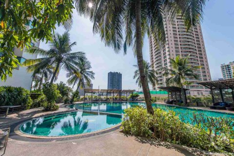 Condominio de 1 dormitorio en Thonburi, Bangkok, Tailandia № 184086 - foto 4