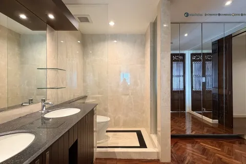 Eigentumswohnung in Sathon, Bangkok, Thailand, 2 Schlafzimmer  № 201390 - Foto 13