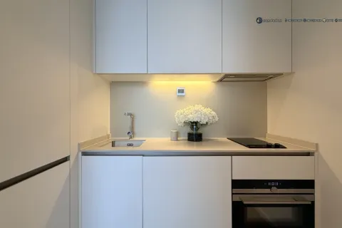 Condo in Watthana, Bangkok, Thailand, 1 bedroom  № 201389 - photo 5
