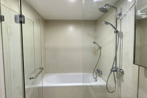 Condominio de 2 dormitorios en Sathon, Bangkok, Tailandia № 143136 - foto 10