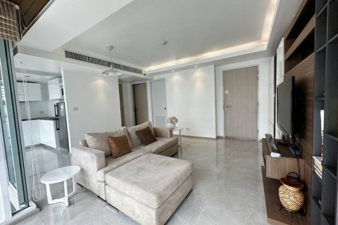 Condominio de 2 dormitorios en Sathon, Bangkok, Tailandia № 143136 - foto 2