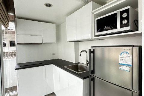 Condominio de 2 dormitorios en Sathon, Bangkok, Tailandia № 143136 - foto 9