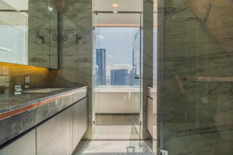 Condominio de 2 dormitorios en Bangkok, Tailandia № 143132 - foto 21