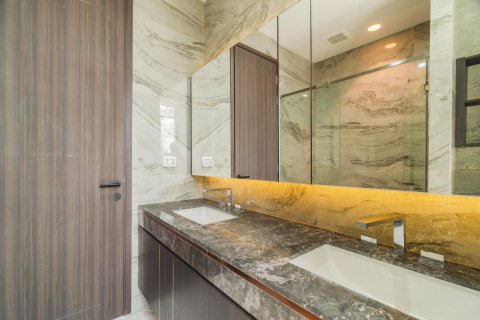 Condominio de 2 dormitorios en Bangkok, Tailandia № 143132 - foto 20
