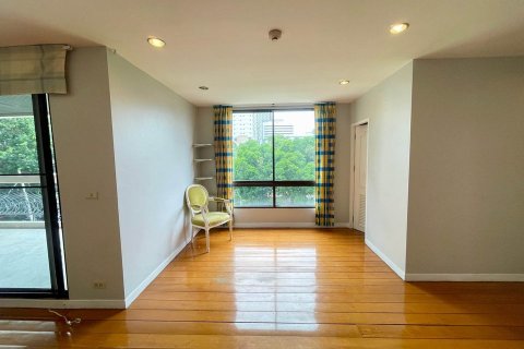 Condominio de 3 dormitorios en Bangkok, Tailandia № 143134 - foto 7