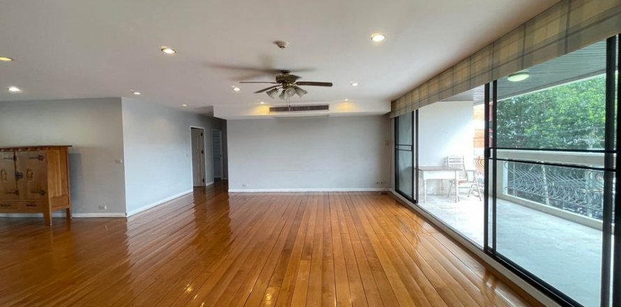 Condominio de 3 dormitorios en Bangkok, Tailandia № 143134