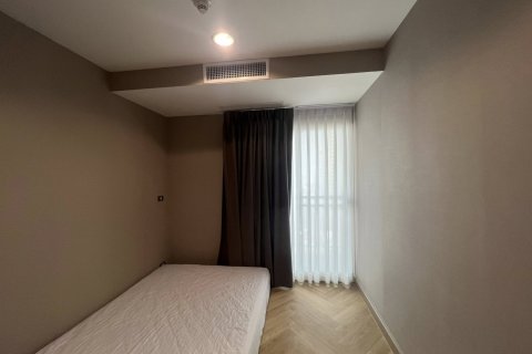 Condo in Bangkok, Thailand, 2 bedrooms  № 190951 - photo 9