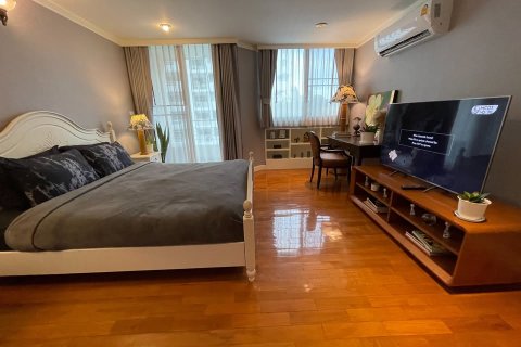 Condo in Bangkok, Thailand, 2 bedrooms  № 190949 - photo 13