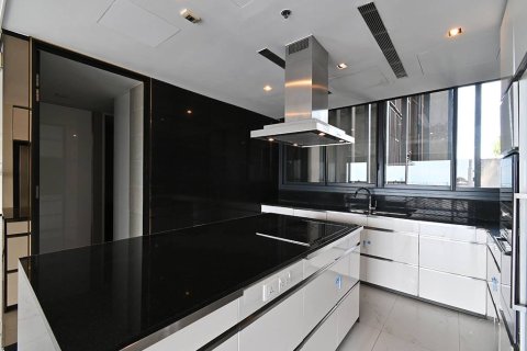 Condominio de 4 dormitorios en Sathon, Bangkok, Tailandia № 190953 - foto 5