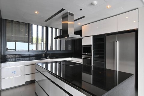 Condominio de 4 dormitorios en Sathon, Bangkok, Tailandia № 190953 - foto 7