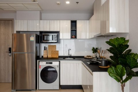 Condominio de 1 dormitorio en Bangkok, Tailandia № 143075 - foto 5