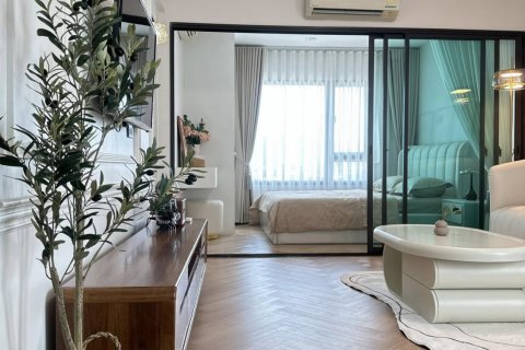 Condominio de 1 dormitorio en Sathon, Bangkok, Tailandia № 143077 - foto 2