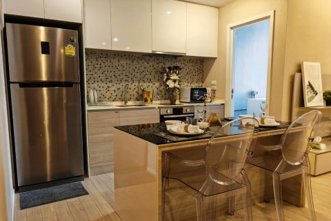 Condominio de 1 dormitorio en Bangkok, Tailandia № 143076 - foto 3