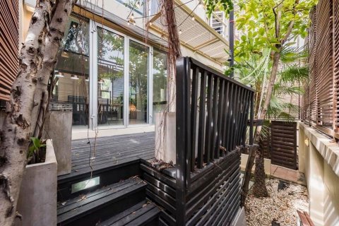 Adosado de 4 dormitorios en Sathon, Bangkok, Tailandia № 143079 - foto 13