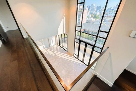 Ático de 3 dormitorios en Bangkok, Tailandia № 180818 - foto 5