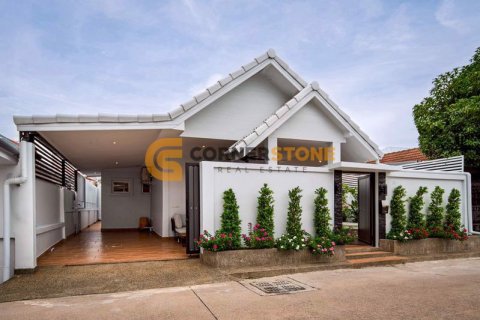 Estudio en Pattaya, Tailandia № 146503