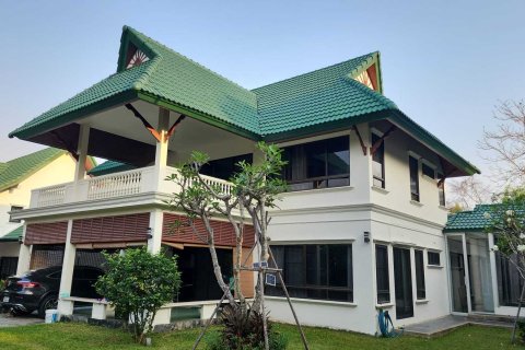 Casa de 3 dormitorios en Pattaya, Tailandia № 170586 - foto 10