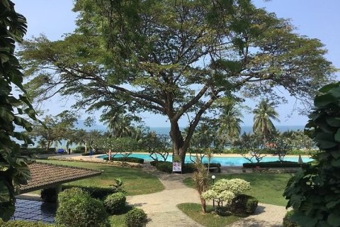 Casa de 3 dormitorios en Pattaya, Tailandia № 170586 - foto 14