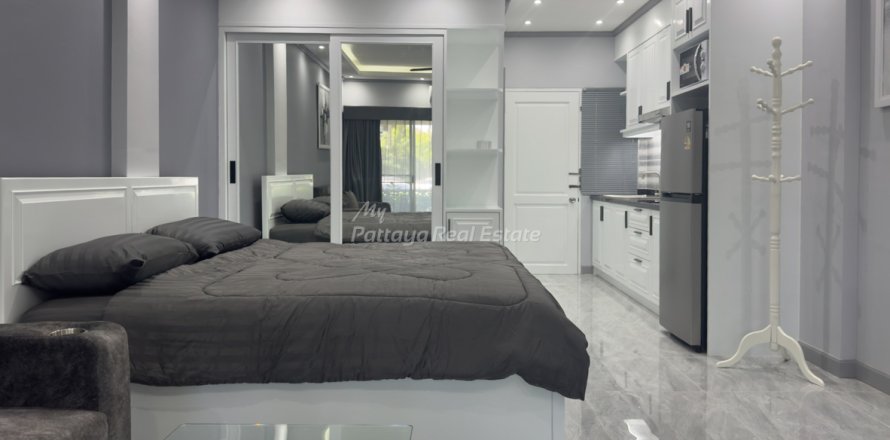 Estudio en el condominio en Bang Lamung, Tailandia № 205052