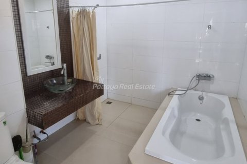 Condominio de 2 dormitorios en Bang Lamung, Tailandia № 205054 - foto 8