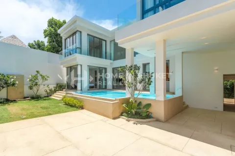 Casa de 4 dormitorios en Phuket, Tailandia № 135129 - foto 13