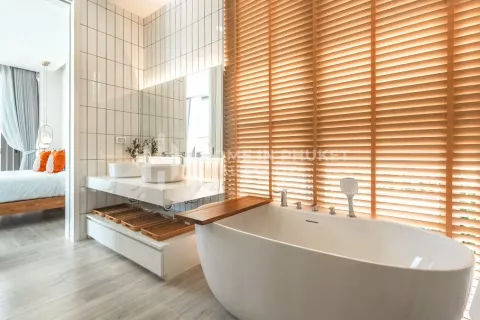 Casa de 4 dormitorios en Phuket, Tailandia № 135129 - foto 9