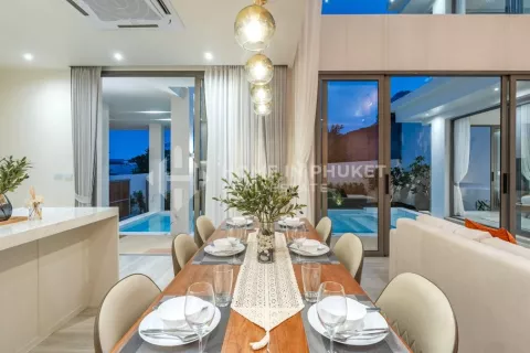 Casa de 4 dormitorios en Phuket, Tailandia № 135129 - foto 7