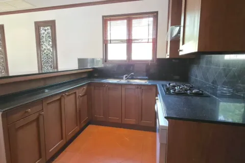 Casa de 4 dormitorios en Bang Tao, Tailandia № 210024 - foto 8