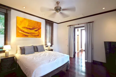 Casa de 4 dormitorios en Bang Tao, Tailandia № 210024 - foto 20