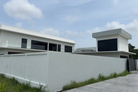 Terreno en Pattaya, Tailandia № 146792 - foto 10