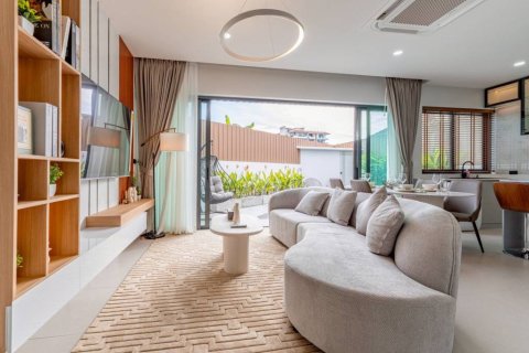 Chalet de 3 dormitorios en Pattaya, Tailandia № 146794 - foto 3