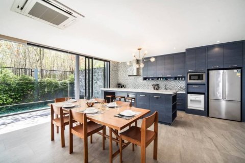 Chalet de 3 dormitorios en Phuket, Tailandia № 146795 - foto 8