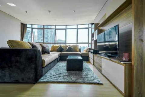 Condo in Bangkok, Thailand, 2 bedrooms № 65916 - photo 4