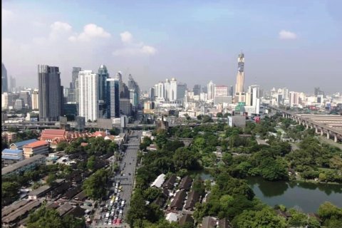 Condo in Bangkok, Thailand, 2 bedrooms № 65916 - photo 11