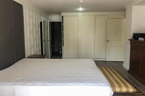 Condominio de 3 dormitorios en Bangkok, Tailandia № 65915 - foto 13