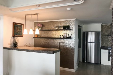 Condominio de 3 dormitorios en Bangkok, Tailandia № 65915 - foto 10