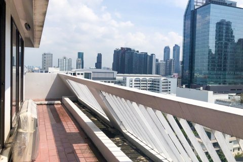 Condominio de 3 dormitorios en Bangkok, Tailandia № 65915 - foto 3