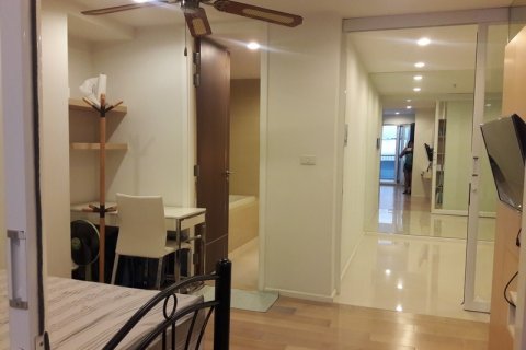 Condominio de 1 dormitorio en Bangkok, Tailandia № 144034 - foto 2