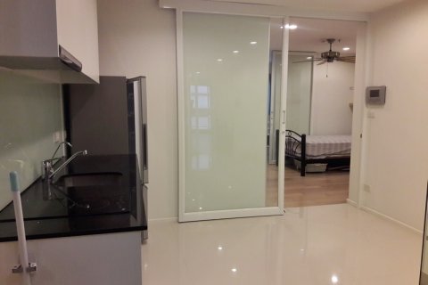 Condominio de 1 dormitorio en Bangkok, Tailandia № 144034 - foto 5