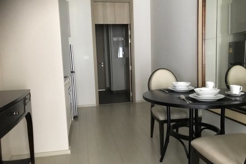 Condominio de 1 dormitorio en Bangkok, Tailandia № 144029 - foto 2