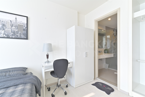 Condominio de 1 dormitorio en Bangkok, Tailandia № 185572 - foto 5