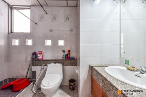 Condo à Bangkok, Thaïlande, 2 chambres  № 185570