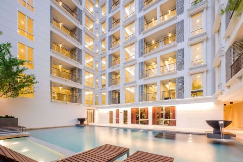 Condominio de 2 dormitorios en Watthana, Bangkok, Tailandia № 47811 - foto 11