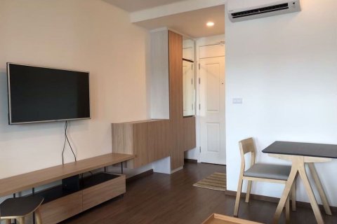 Studio dans le Condo à Yan Nawa, Bangkok, Thaïlande  № 47809