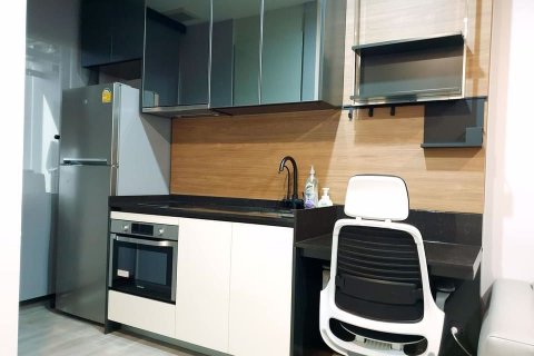 Condominio de 1 dormitorio en Sathon, Bangkok, Tailandia № 47807 - foto 3